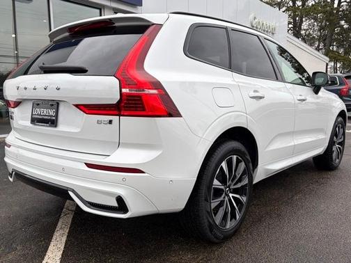 2025 Volvo XC60 B5 Plus