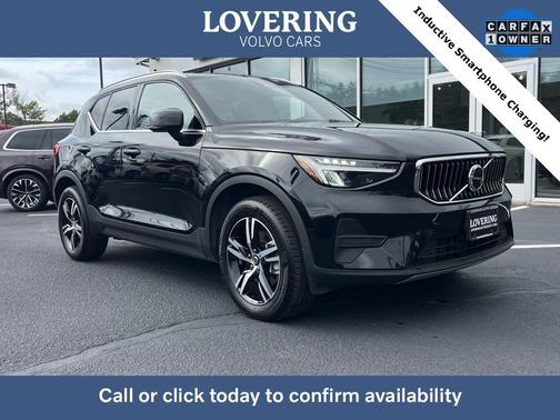 2025 Volvo XC40 B5 Core Bright Theme
