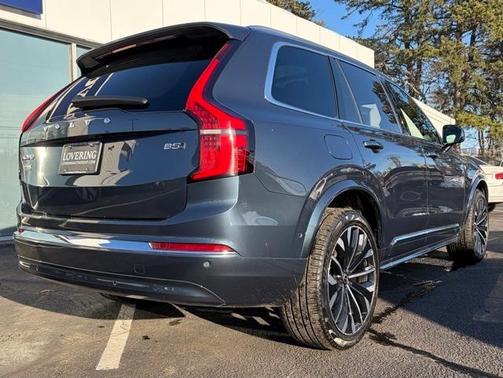 2025 Volvo XC90 B5 Plus