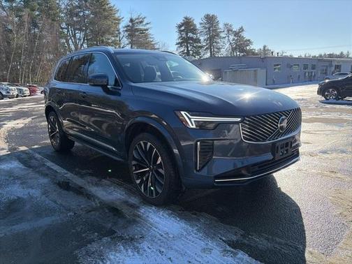 2025 Volvo XC90 B6 Plus 7-Seater
