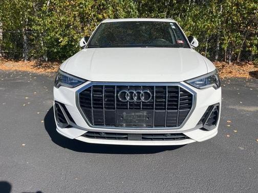 2023 Audi Q3 45 S line Premium