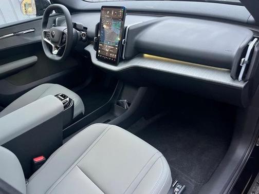 2026 Volvo EX30 TWIN MOTOR CROSS COUNTRY ULTRA