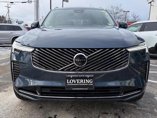 2025 Volvo XC90 B6 Plus 7-Seater