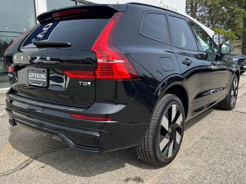 2025 Volvo XC60 Plug-In Hybrid T8 Plus
