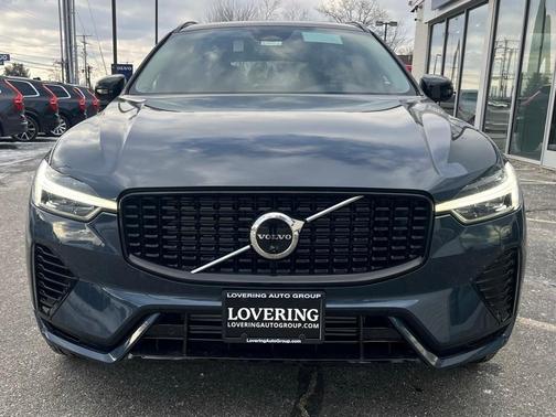2025 Volvo XC60 Plug-In Hybrid T8 Plus