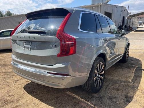 2024 Volvo XC90 B5 Plus Bright Theme