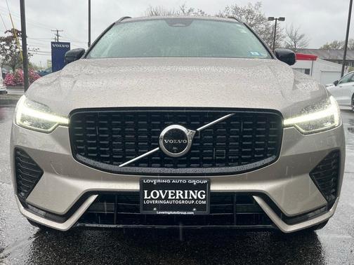 2025 Volvo XC60 B5 Plus