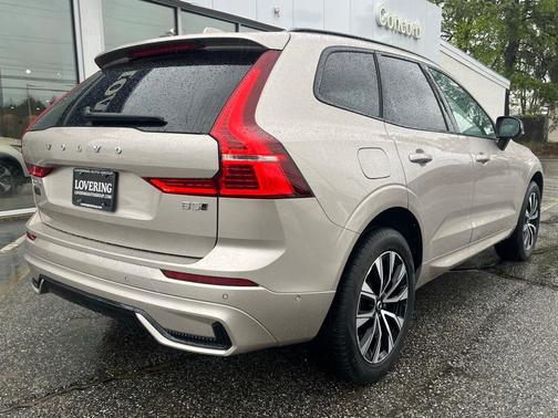 2025 Volvo XC60 B5 Plus