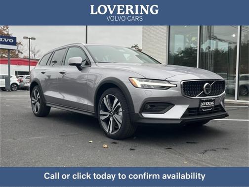 2026 Volvo V60 Cross Country B5 Plus