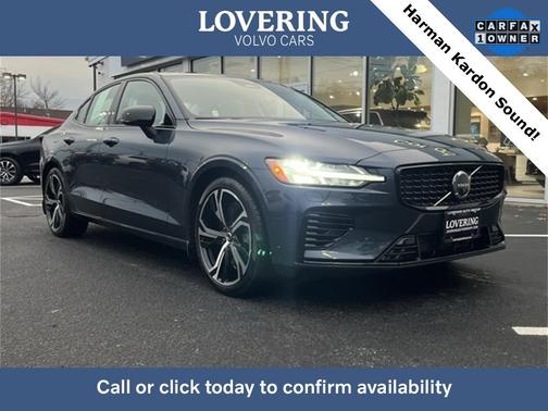 2023 Volvo S60 Recharge Plug-In Hybrid T8 Plus Dark Theme