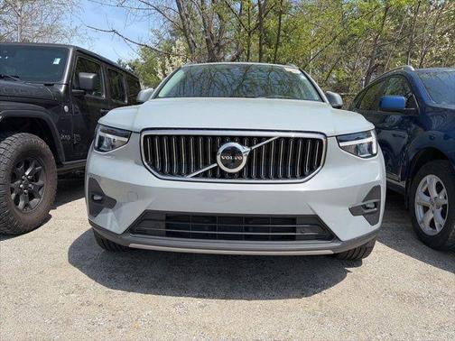 Gray 2025 Volvo XC40 B5 Plus Bright Theme
