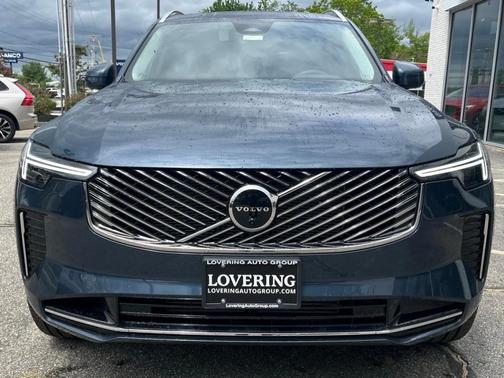 2025 Volvo XC90 Plug-In Hybrid T8 Plus 6-Seater