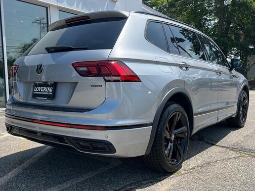 2023 Volkswagen Tiguan 2.0T SE R-Line Black