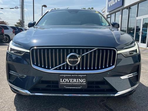 2022 Volvo XC60 B5 Inscription