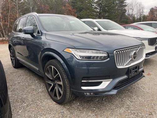 2024 Volvo XC90 B6 Plus Bright Theme 7-Seater