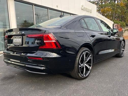 2025 Volvo S60 B5 Plus