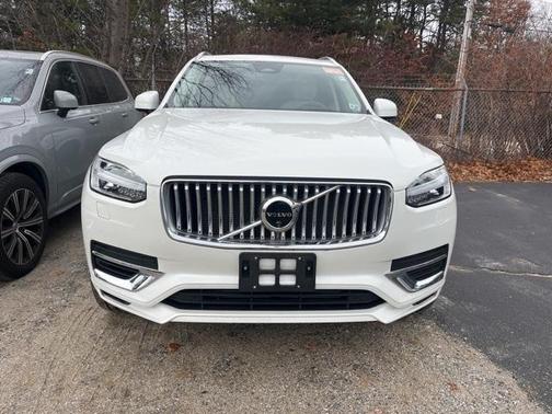 2024 Volvo XC90 Recharge Plug-In Hybrid T8 Ultimate 6-Seater