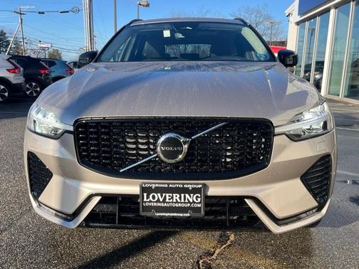 2025 Volvo XC60 B5 Core