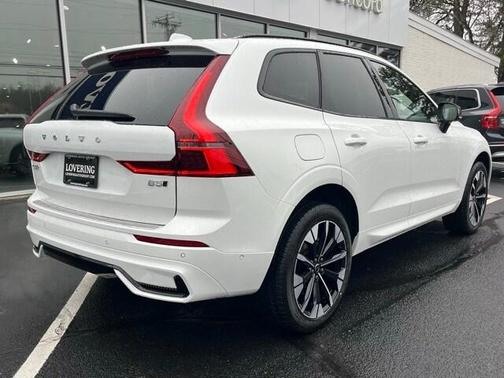 2026 Volvo XC60 B5 Plus