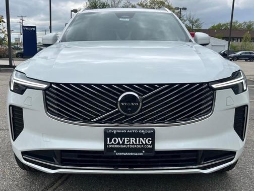 2025 Volvo XC90 B5 Plus 7-Seater