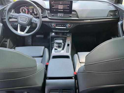 2024 Audi Q5 e 55 S line quattro Premium