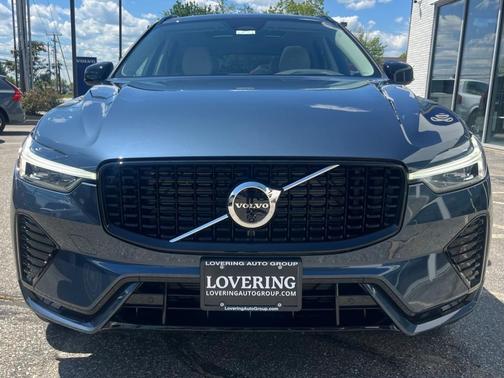2025 Volvo XC60 B5 Ultra