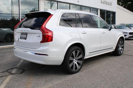 2025 Volvo XC90 B6 Plus 7-Seater