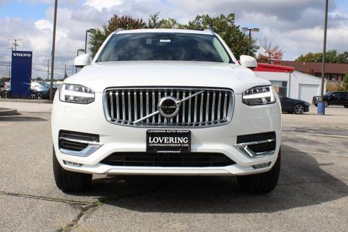 2025 Volvo XC90 B6 Plus 7-Seater