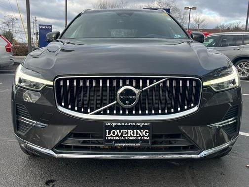 2023 Volvo XC60 B5 Plus Bright Theme