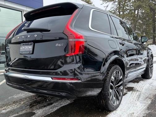 2025 Volvo XC90 B6 Plus 7-Seater