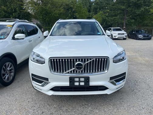2023 Volvo XC90 B6 Ultimate 6-Seater