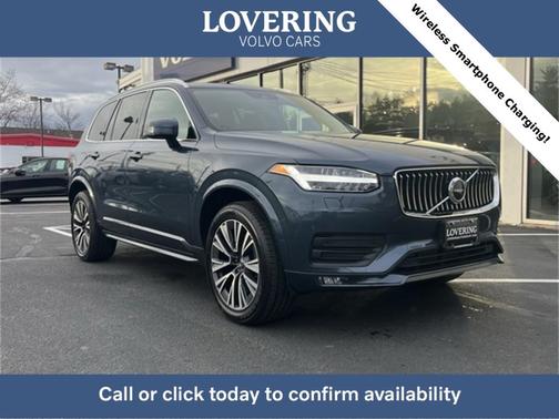 2022 Volvo XC90 T6 Momentum 7 Passenger