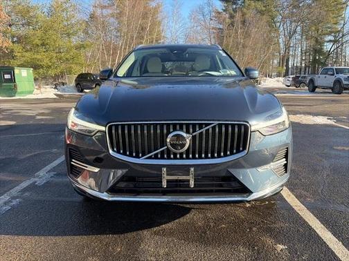2023 Volvo XC60 Recharge Plug-In Hybrid T8 Plus Bright Theme