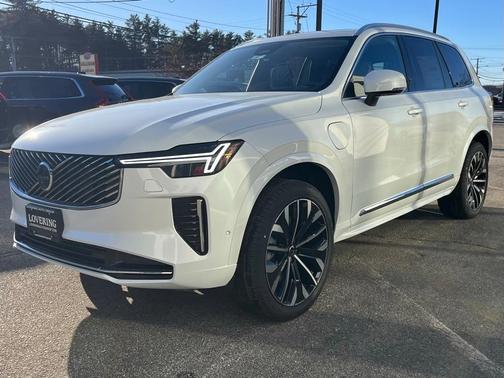 2025 Volvo XC90 Plug-In Hybrid T8 Ultra 7-Seater