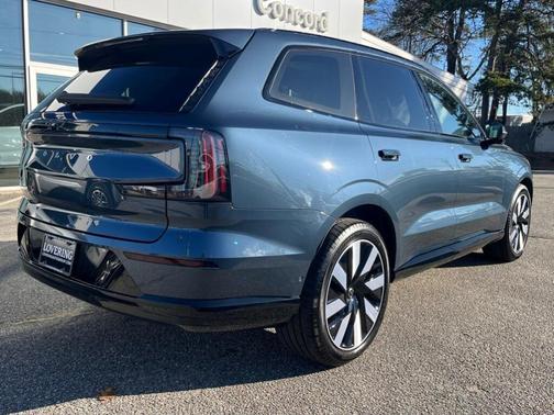 2025 Volvo EX90 Twin Motor Performance Ultra