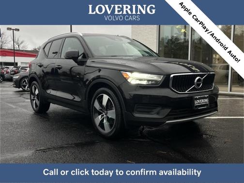 2020 Volvo XC40 T5 Momentum