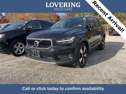 2020 Volvo XC40 T5 Momentum