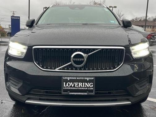 2020 Volvo XC40 T5 Momentum