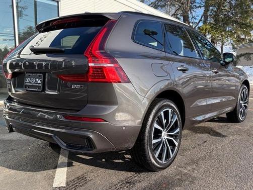 2025 Volvo XC60 B5 Plus