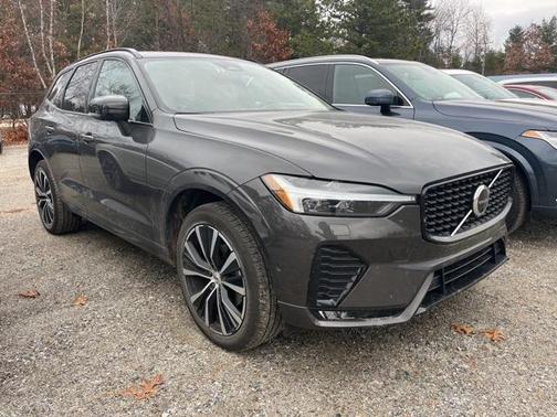 2025 Volvo XC60 B5 Plus