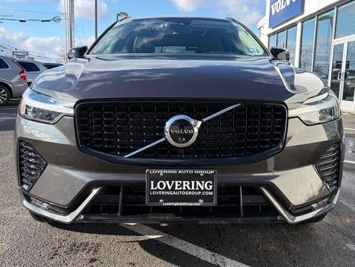 2025 Volvo XC60 B5 Plus