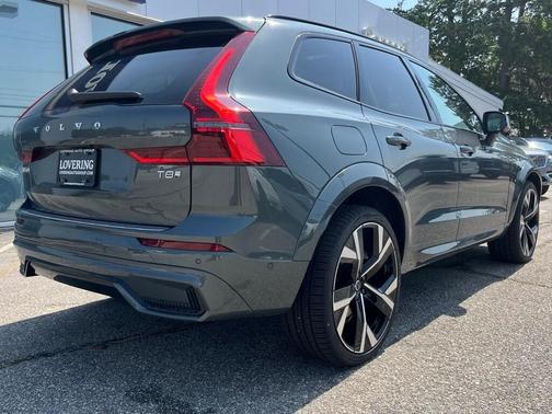 2026 Volvo XC60 Plug-In Hybrid T8 Ultra