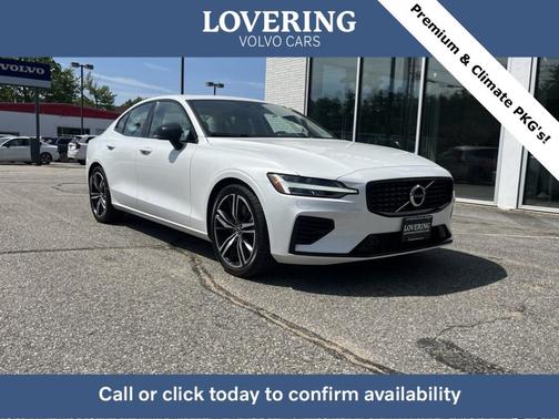 2022 Volvo S60 Recharge Plug-In Hybrid T8 R-Design Expression