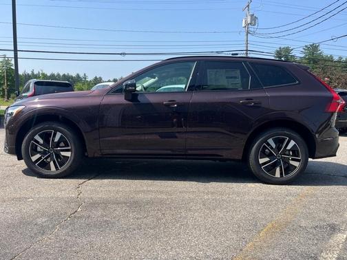 2026 Volvo XC60 B5 Core