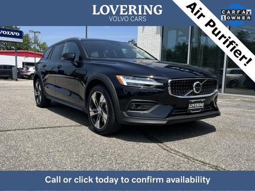 2024 Volvo V60 Cross Country B5 Plus