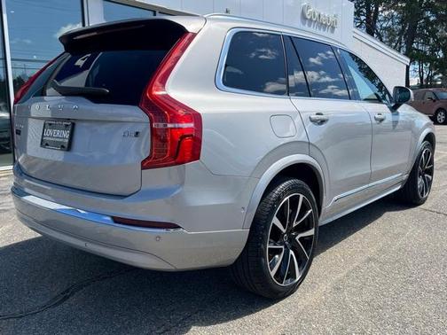 2024 Volvo XC90 B5 Plus Bright Theme