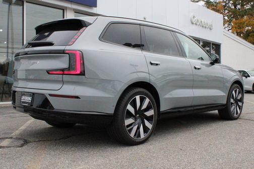 2025 Volvo EX90 Twin Motor Ultra