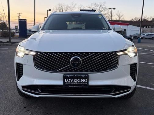 2025 Volvo XC90 B6 Plus 7-Seater