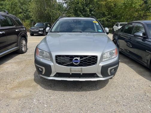 2016 Volvo XC70 T5 Platinum