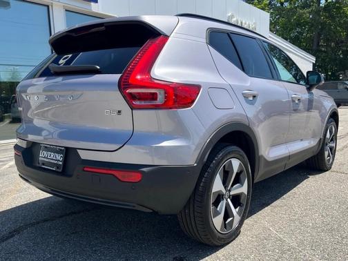 2026 Volvo XC40 B5 PLUS